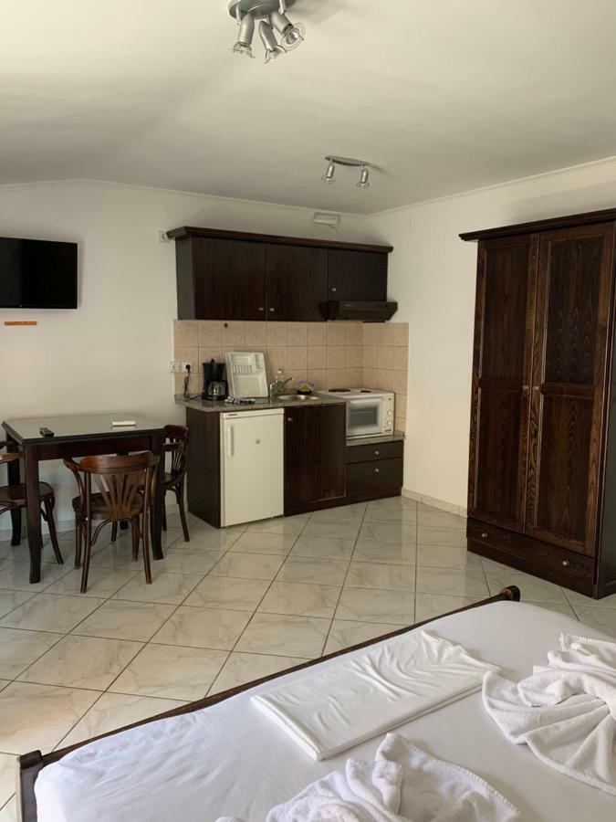 Appartement Pansion Olga à Parga Extérieur photo